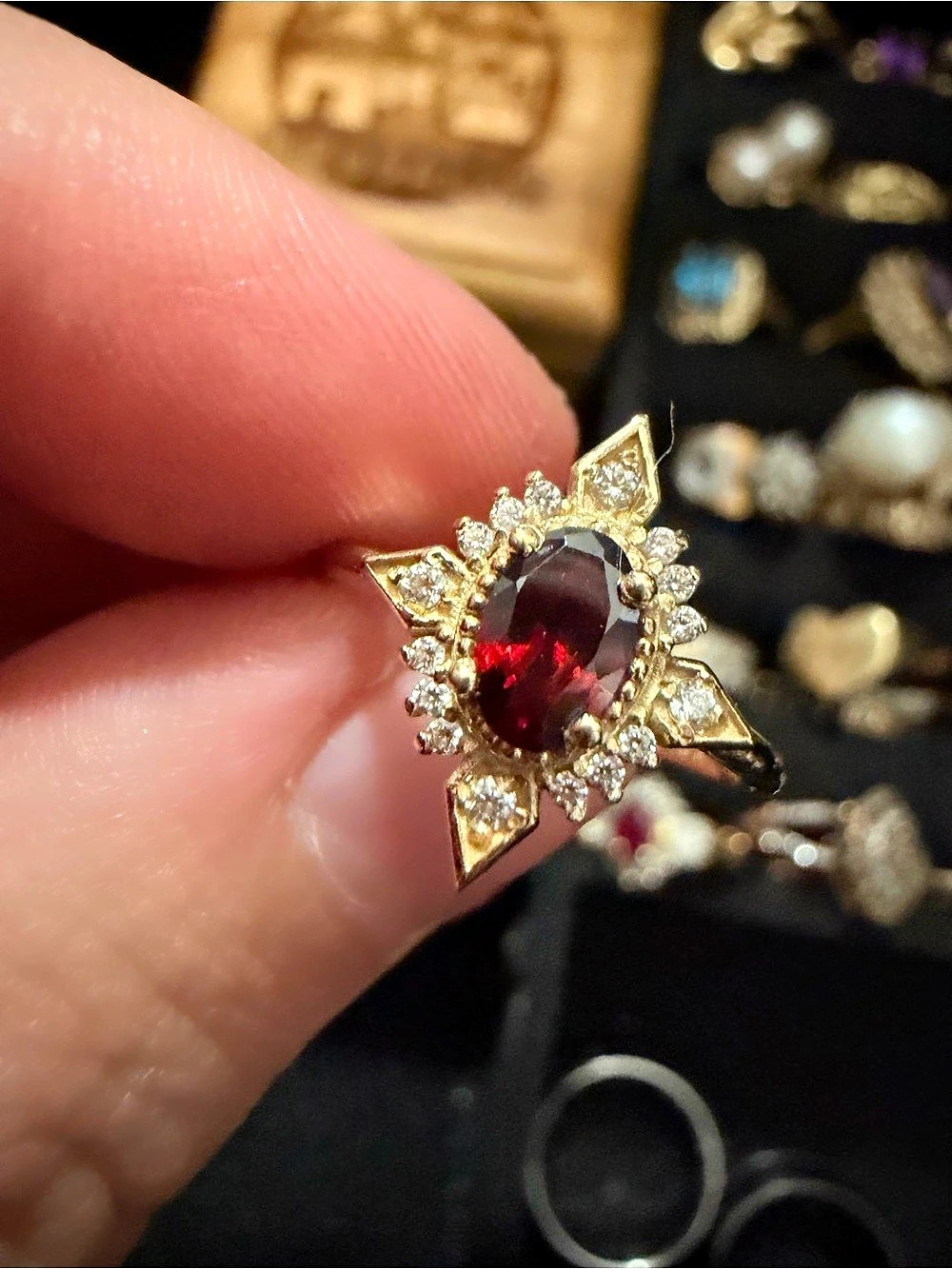 GENUINE GOLD Size 5.5 10K Gold Red Gemstone Ring